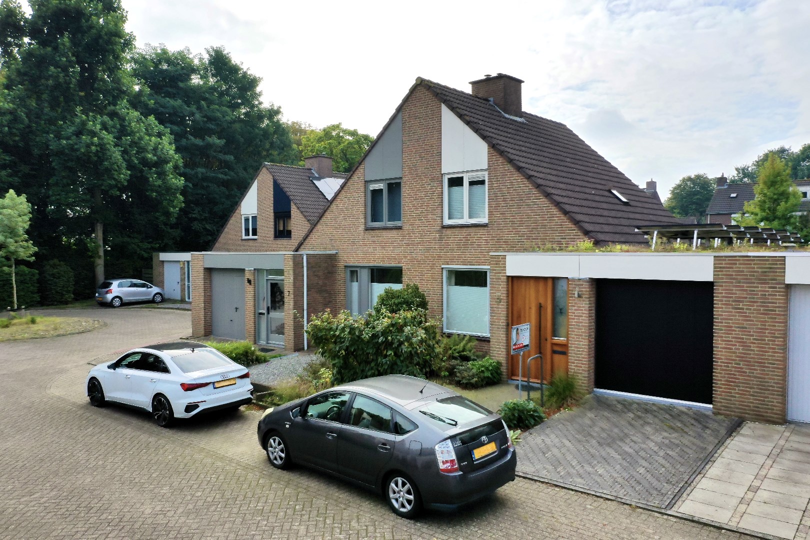 Semi-bungalow te koop in Sittard