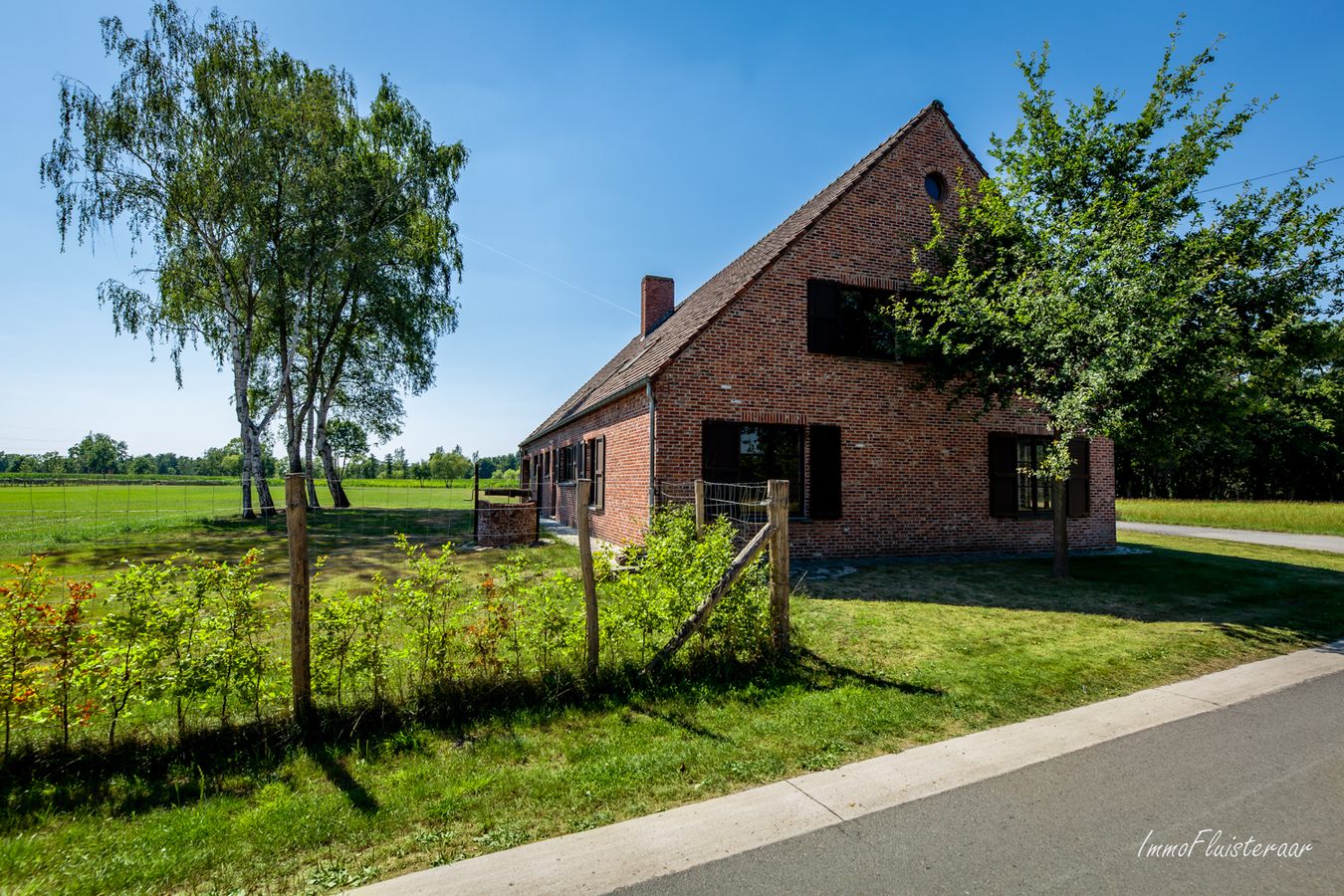 Te renoveren woning op ca. 3,5 ha te Mol 