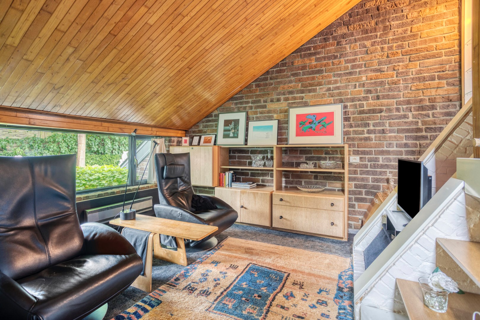 Uitzonderlijke gelijkvloerse villa met 4 slpk. in de groene Europawijk – Mol 