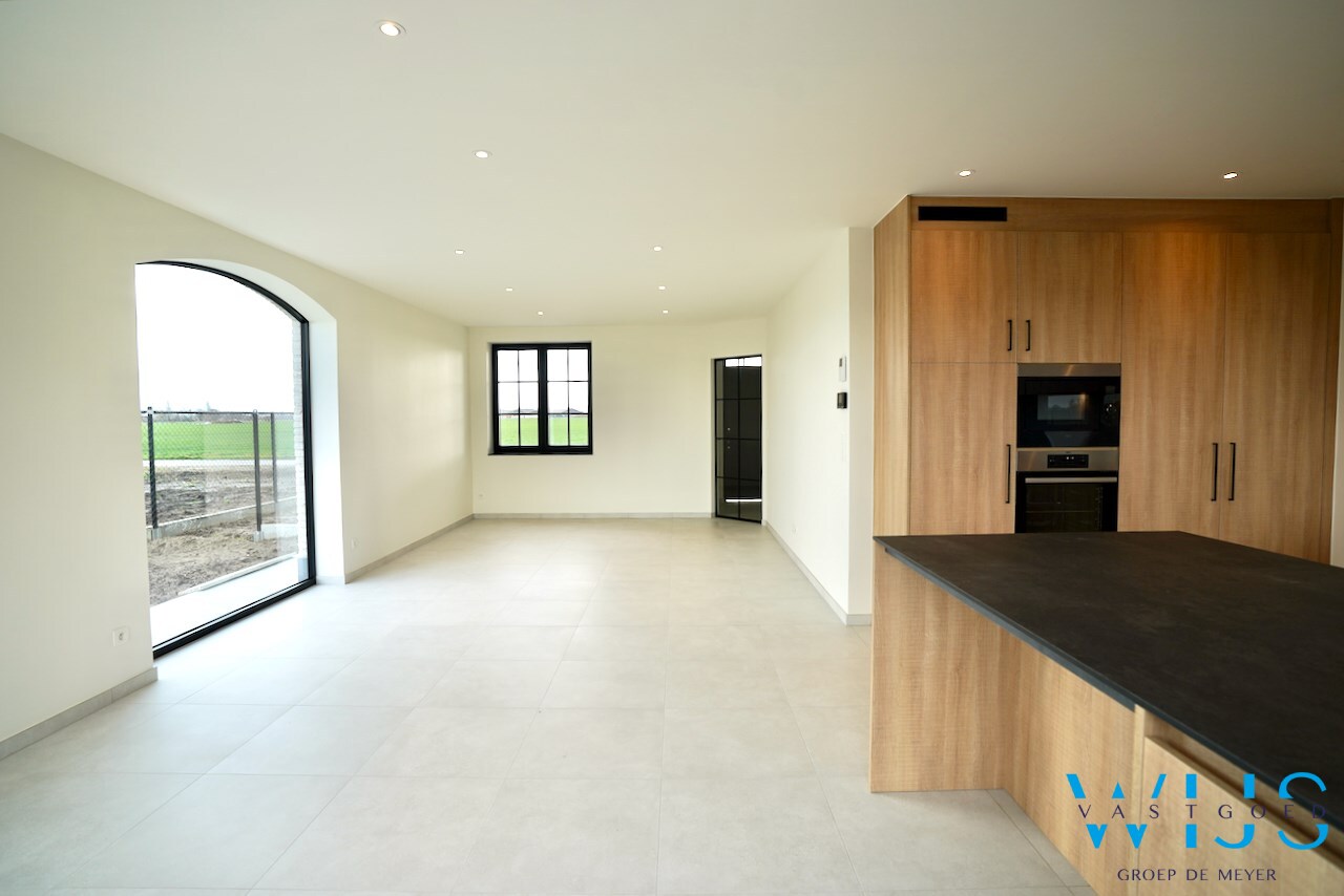 Zeer ruime nieuwbouw op 510m&#178; te ASSENEDE/BASSEVELDE! 