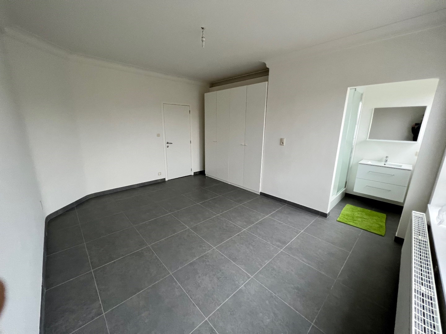 Volledig gerenoveerd 1slpk appartement op zeer aangename ligging! 