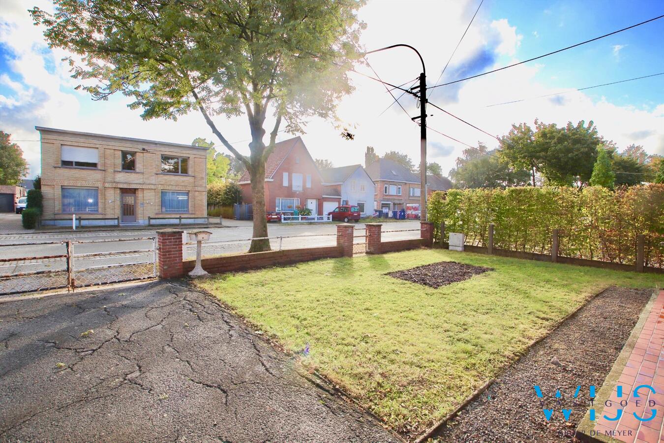 Te renoveren woonhuis op een mooi perceel van 870m&#178; te ERTVELDE! 