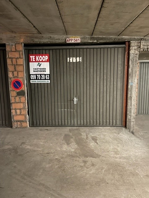 Box de garage a vendre | sous compromis À Oostende
