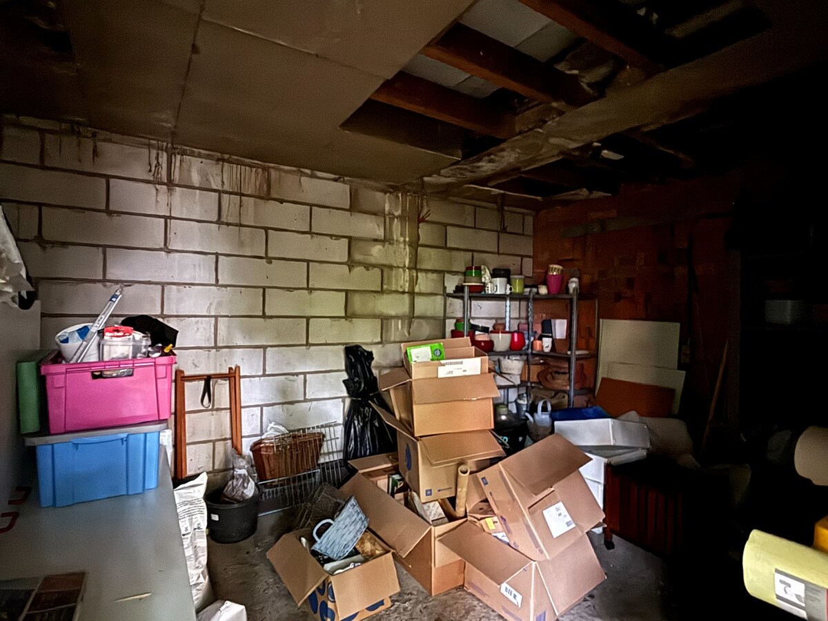 Woning in het centrum van Sint-Antonius op een perceel van 210 m&#178; met Zuid-tuin en ruime berging ca 30 m&#178; 