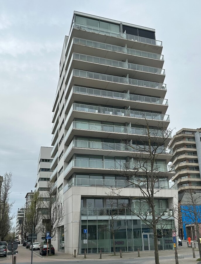 Appartement met 2 slaapkamers en ruim terras te Oostende 