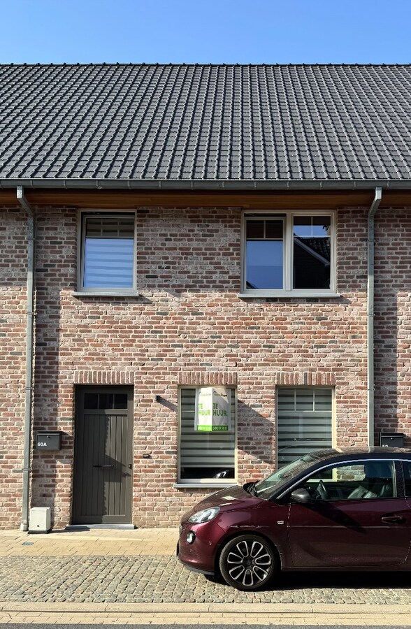 Woning met 4 slaapkamers en garage te Koekelare 