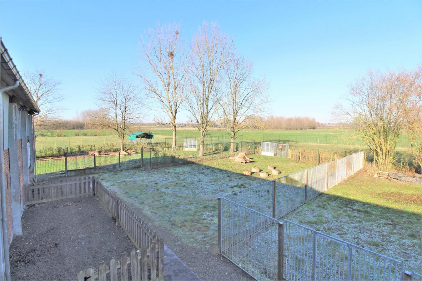 OPTIE - Woning met ruim landhuis en weiland op ca. 2,3ha te Kortenaken (Vlaams-Brabant) 