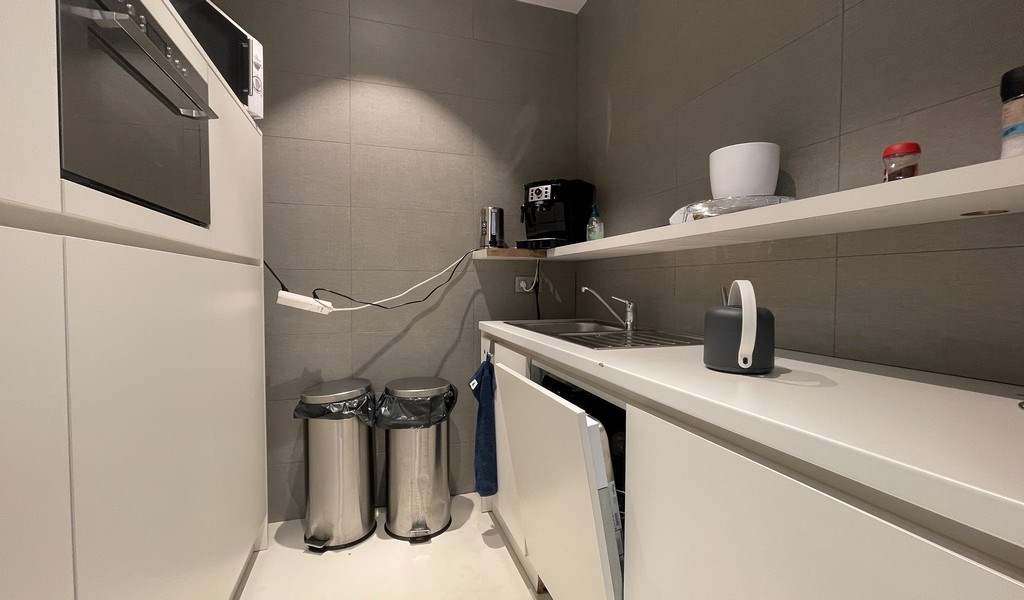 Instapklaar kantoor te huur in Hardy Building te Antwerpen