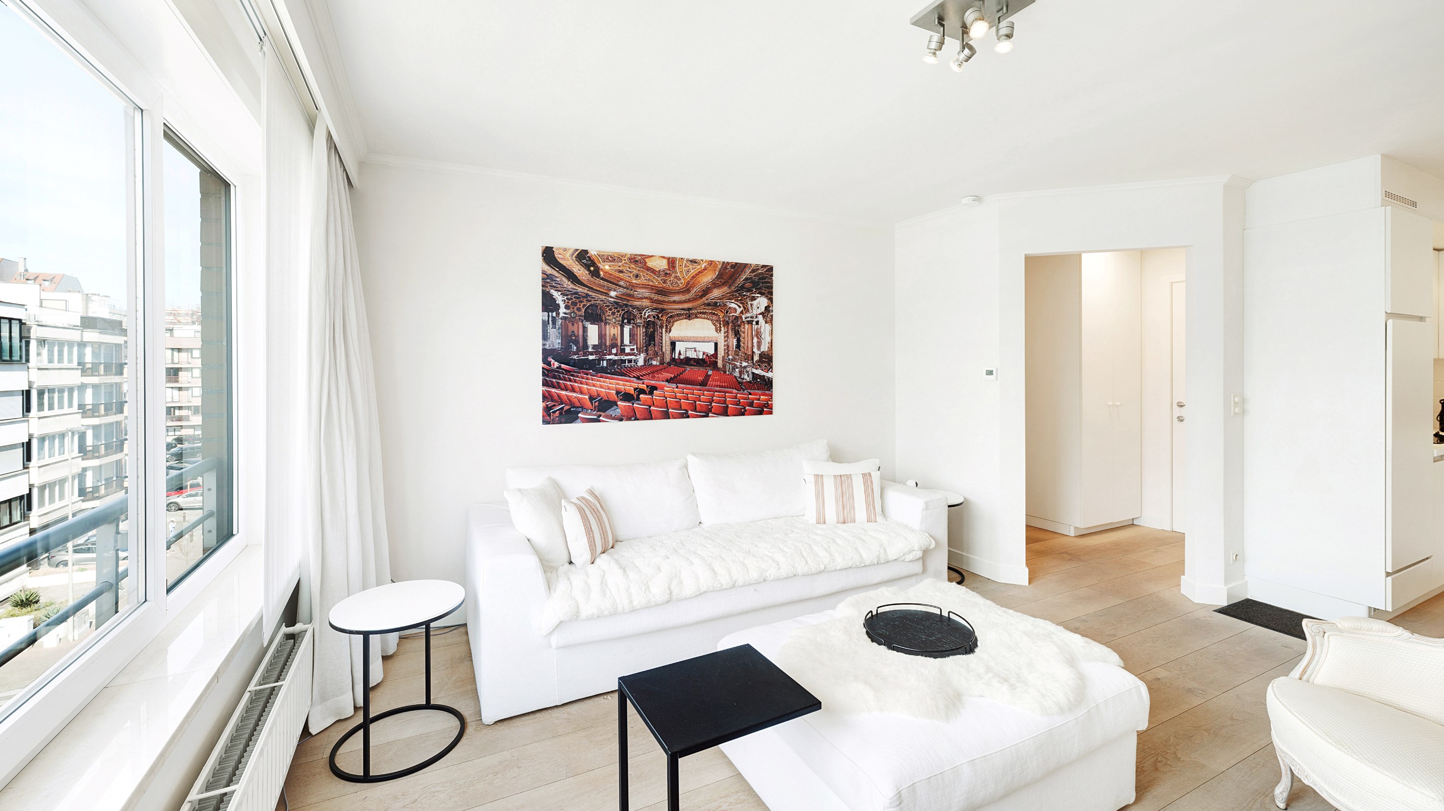 Instapklaar &amp; tevens gemeubeld 1-slaapkamerappartement is gelegen 150m wandelafstand van de Zeedijk-Albertstrand. 