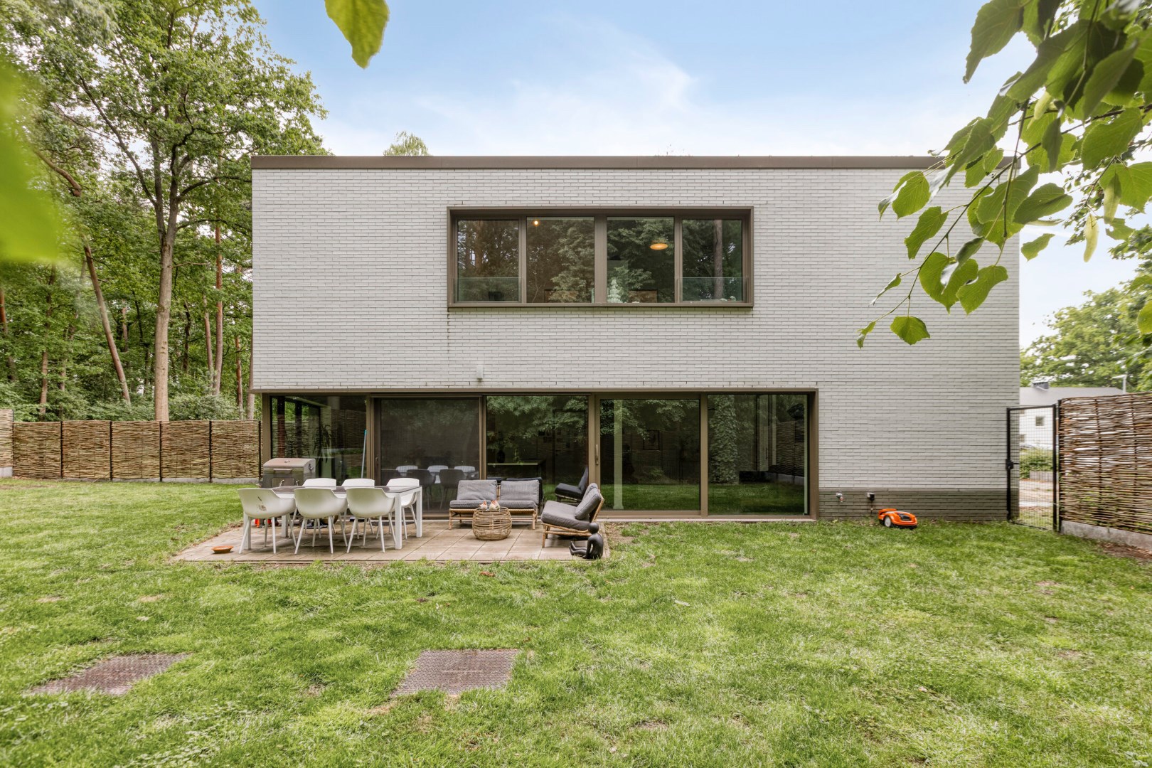 Energiezuinige villa met 4 slpk. op rustige en groene ligging in Mol 