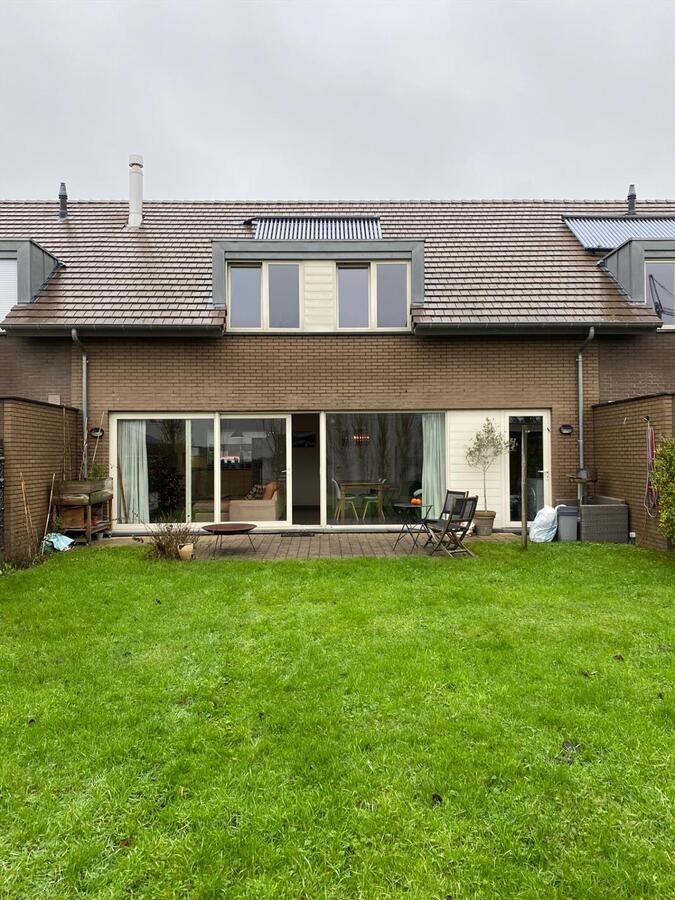 Ruime woning met garage te Torhout 