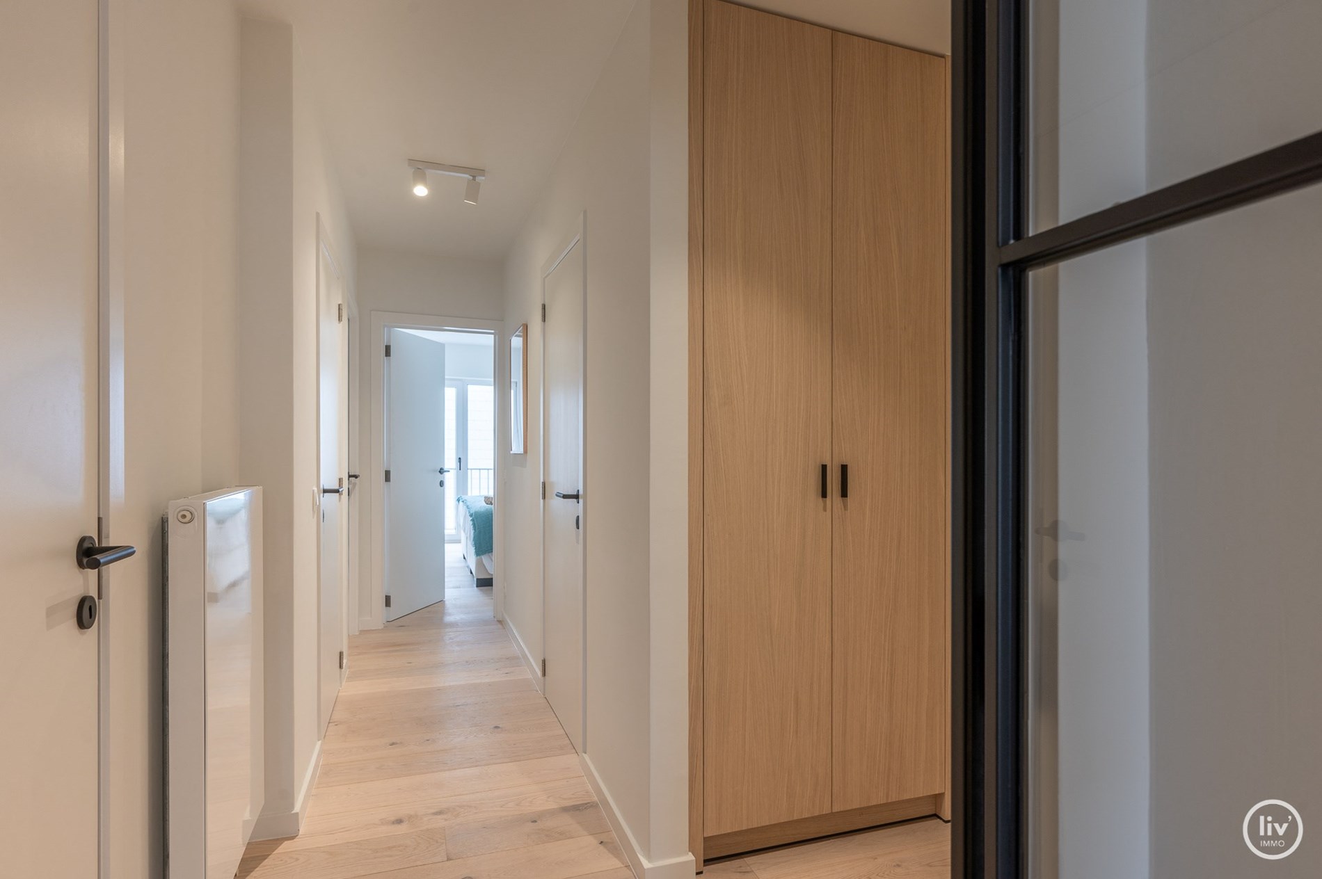 Appartement enti&#232;rement r&#233;nov&#233; situ&#233; sur l&#39;avenue Lippens &#224; Knokke. 