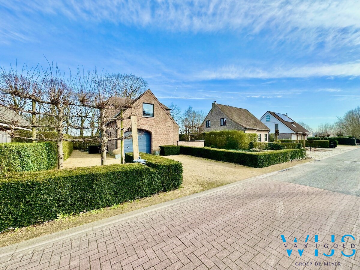 Prachtig vrijstaand woonhuis op super rustige locatie te Ertvelde ! 