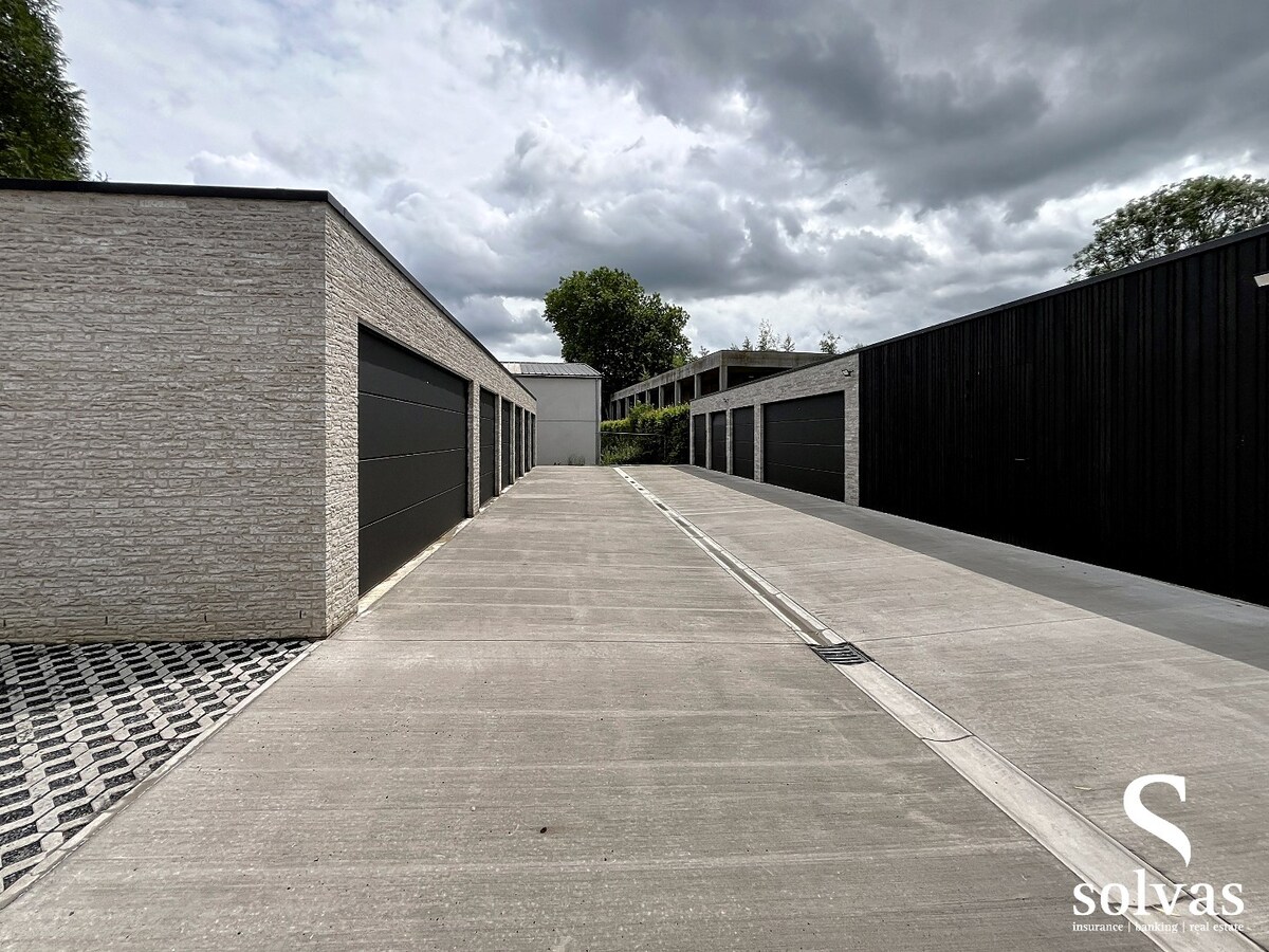 Ruim nieuwbouwappartement met tuin, terras, garage en 3 slaapkamers op prachtige locatie (Vaart) te Bellem 