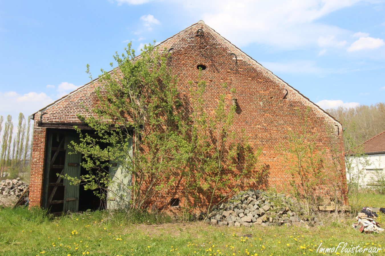 IN OPTIE - Te renoveren woning met stalgebouw/landgebouw en grond op ca. 4,20ha te Aarschot (Vlaams-Brabant) 