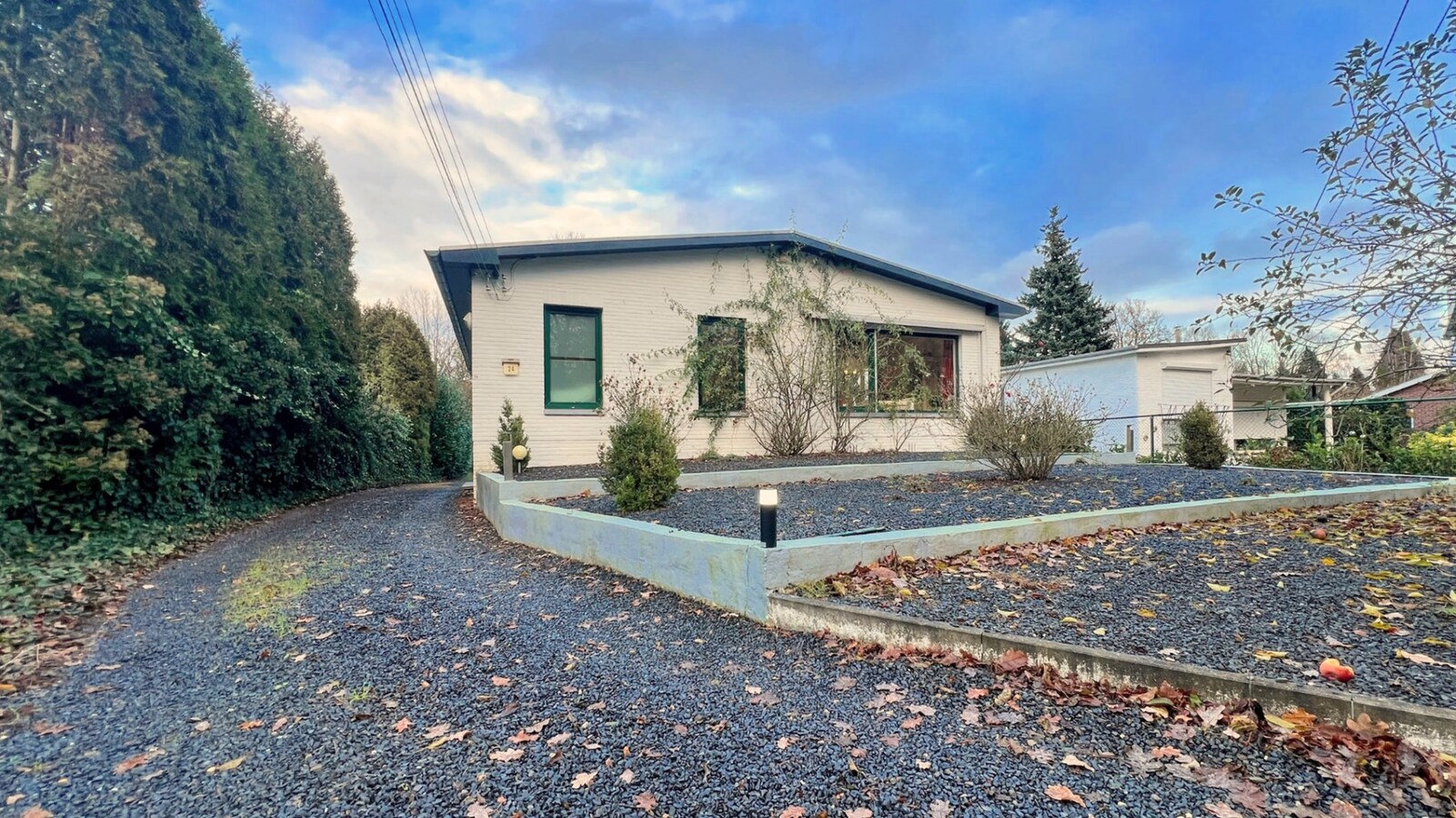 Betaalbare bungalow in villawijk 