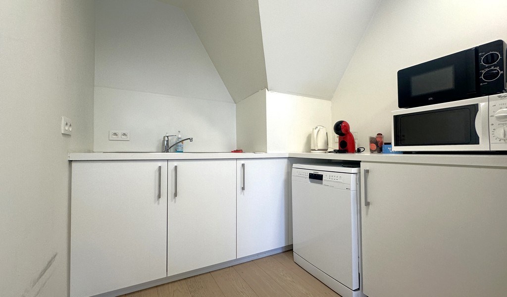 Full-service kantoren in bedrijvencentrum d'Office te Waregem