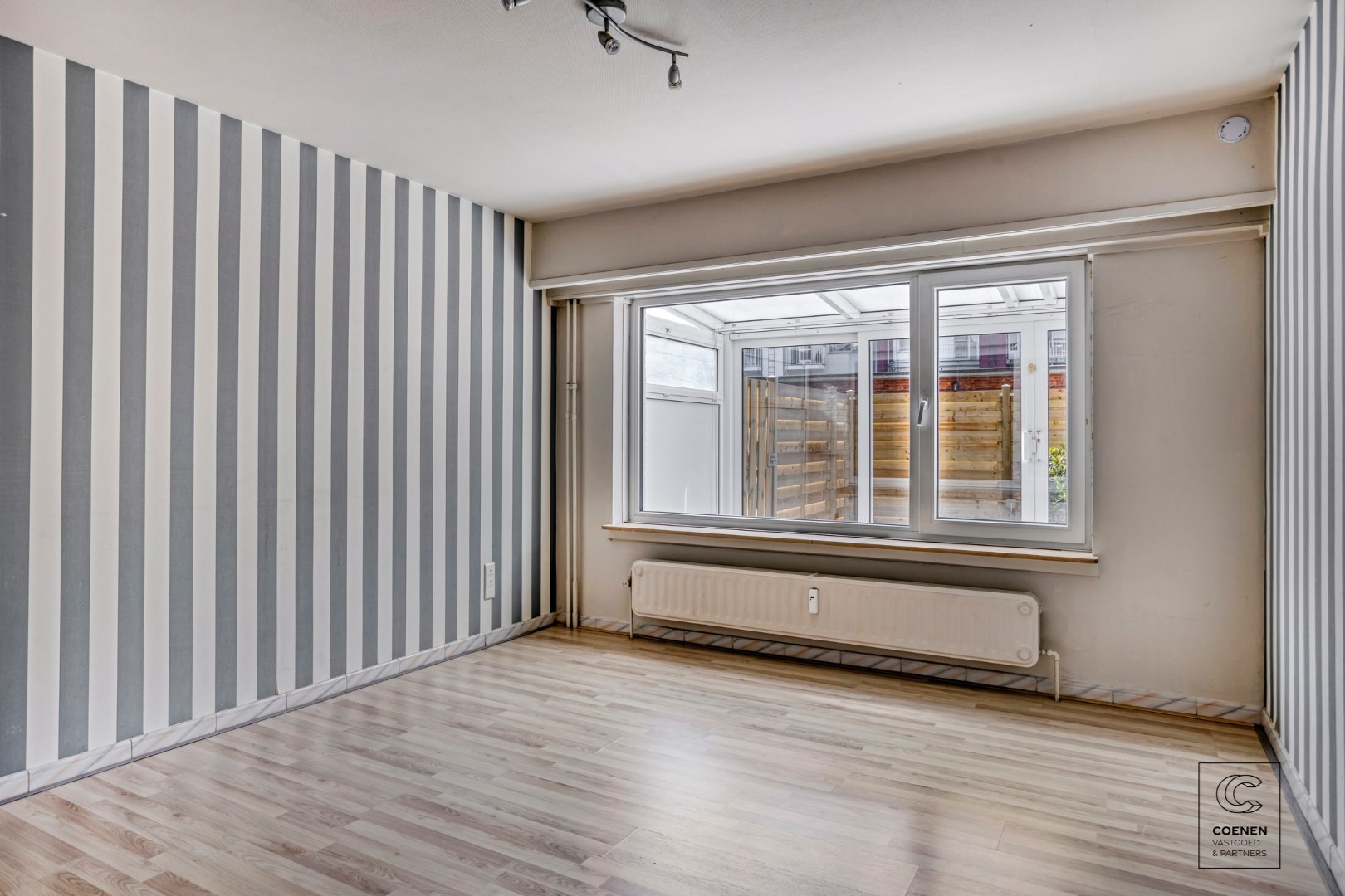 Instapklaar gelijkvloers appartement van 81m&#178; en 2 slaapkamers te Deurne! 