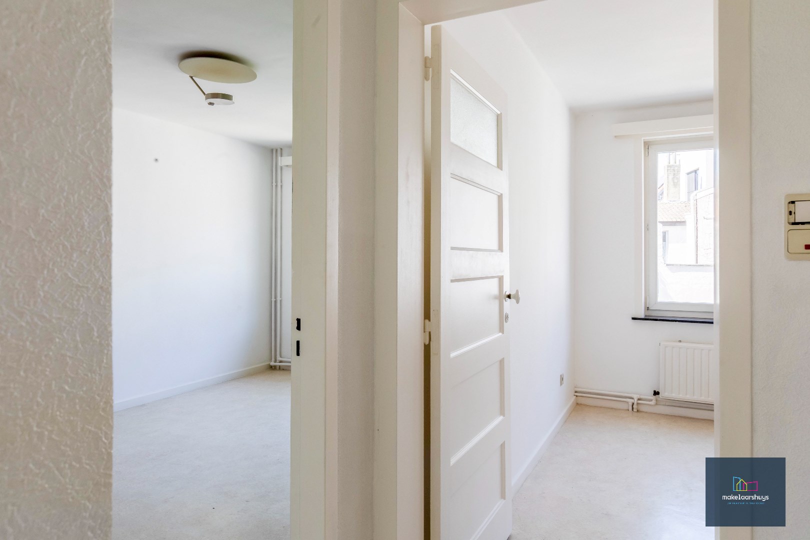 Centraal gelegen halfopen bebouwing met stadskoer 