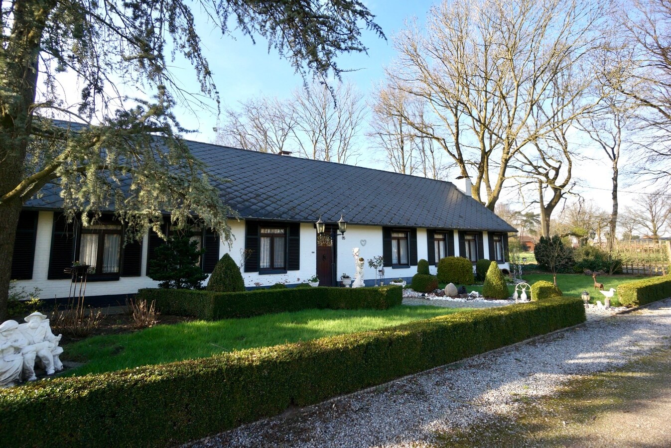 Charmante hoeve op ca. 2ha te Paal 