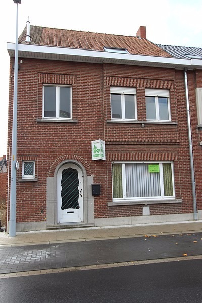 Woning met 5 slaapkamers en tuin te Roeselare 