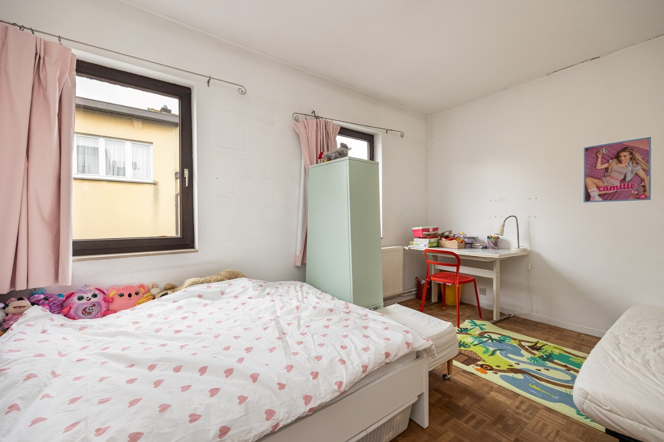 Woning met 2 slaapkamers, garage en terras 