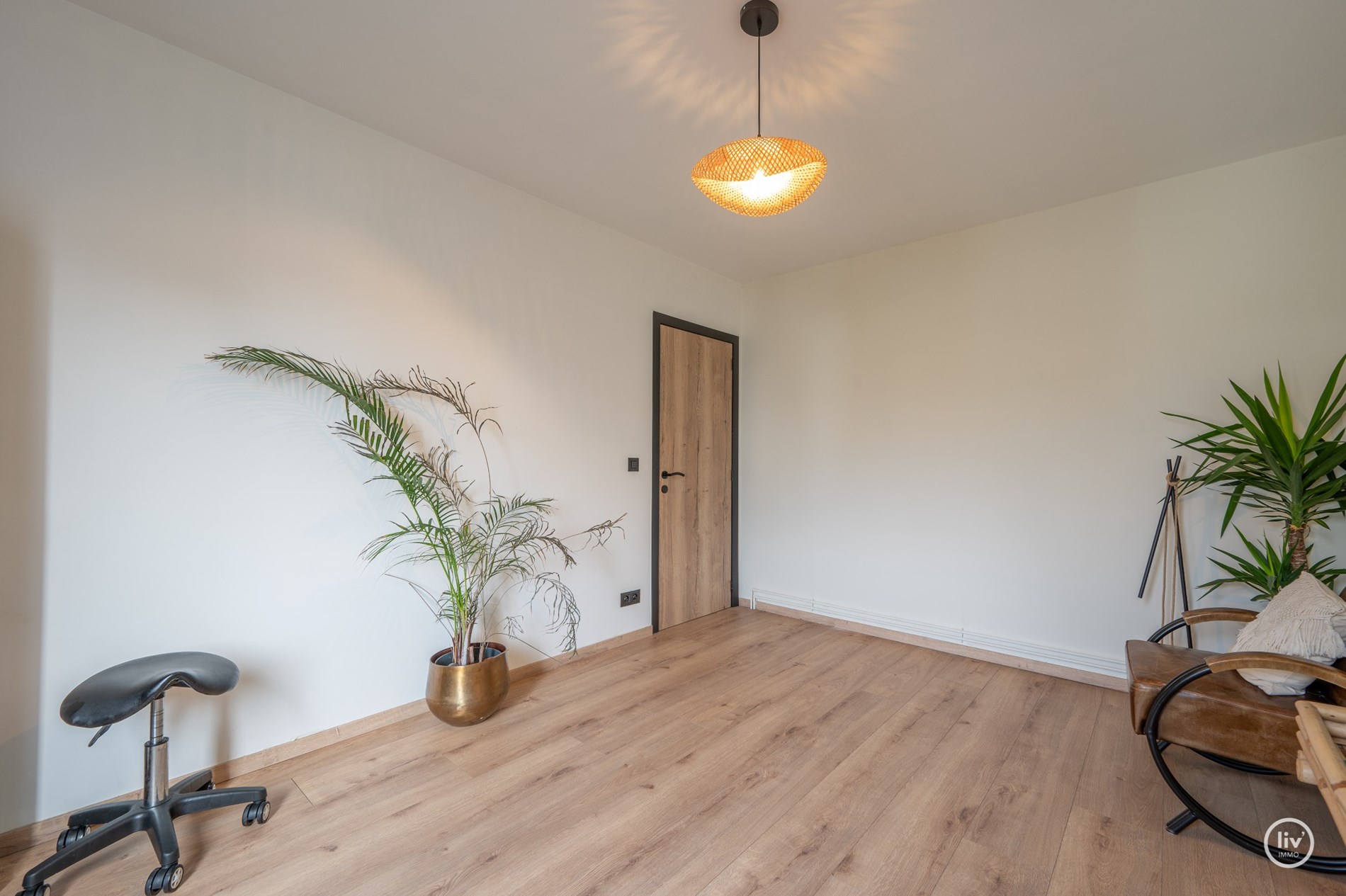 Authentiek, gerenoveerd huis met Zuid-West Geori&#235;nteerde Tuin 