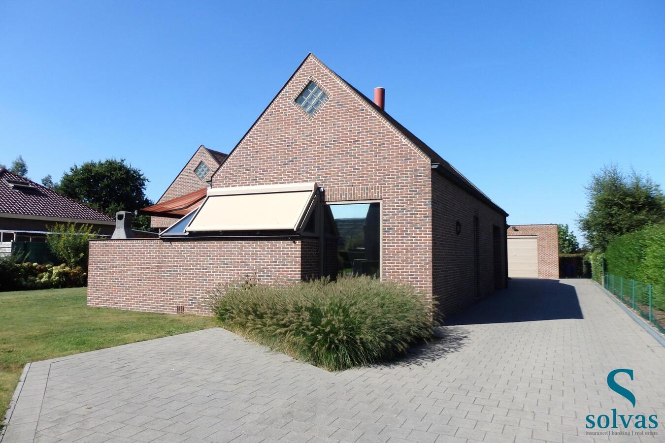 Verkocht ! Unieke villa in centrum Zomergem! 