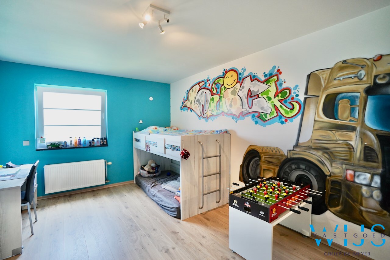 Schitterende gezinswoning op 835 m&#178; te Knesselare 