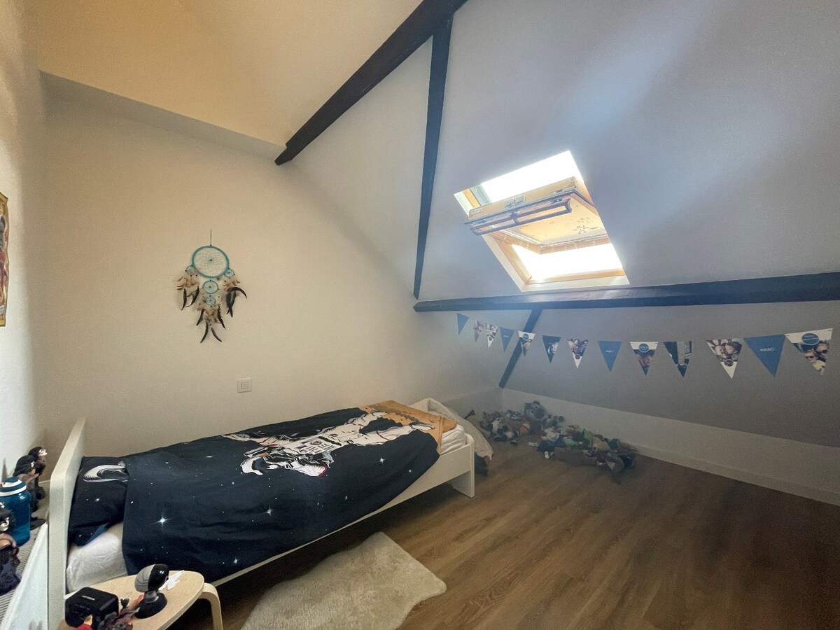Volledig gerenoveerde woning in het centrum van Roeselare, vrij op 1/02/2025 