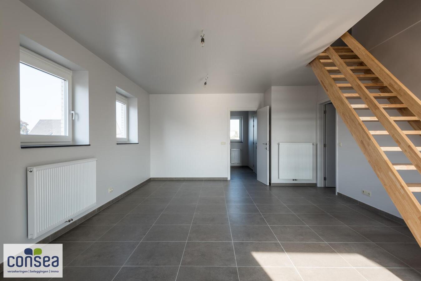 Instapklaar duplex appartement met 3 slaapkamers, inclusief parkeelplaats. 