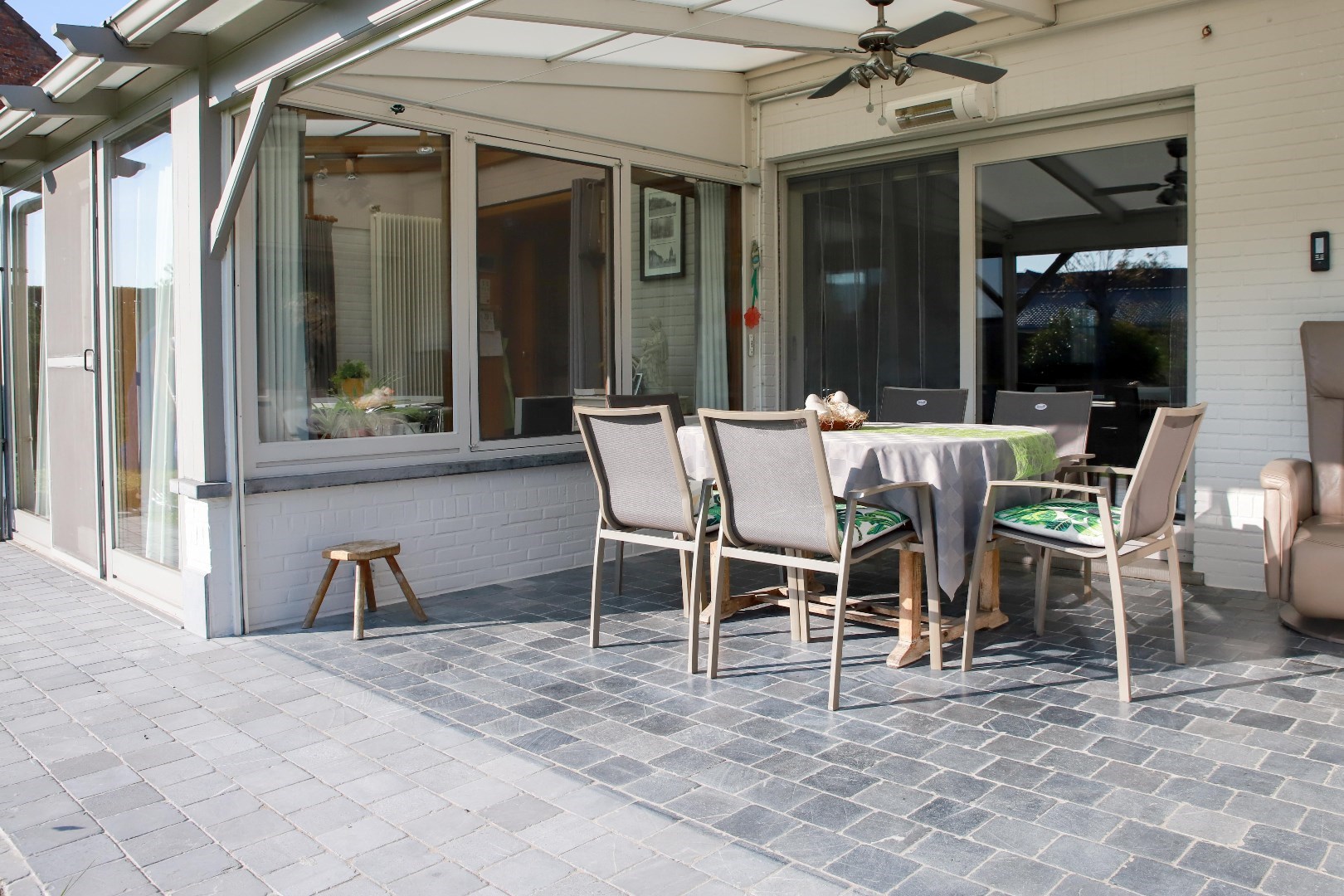 Prachtige alleenstaande woning met garage en tuin op 719 m&#178; 