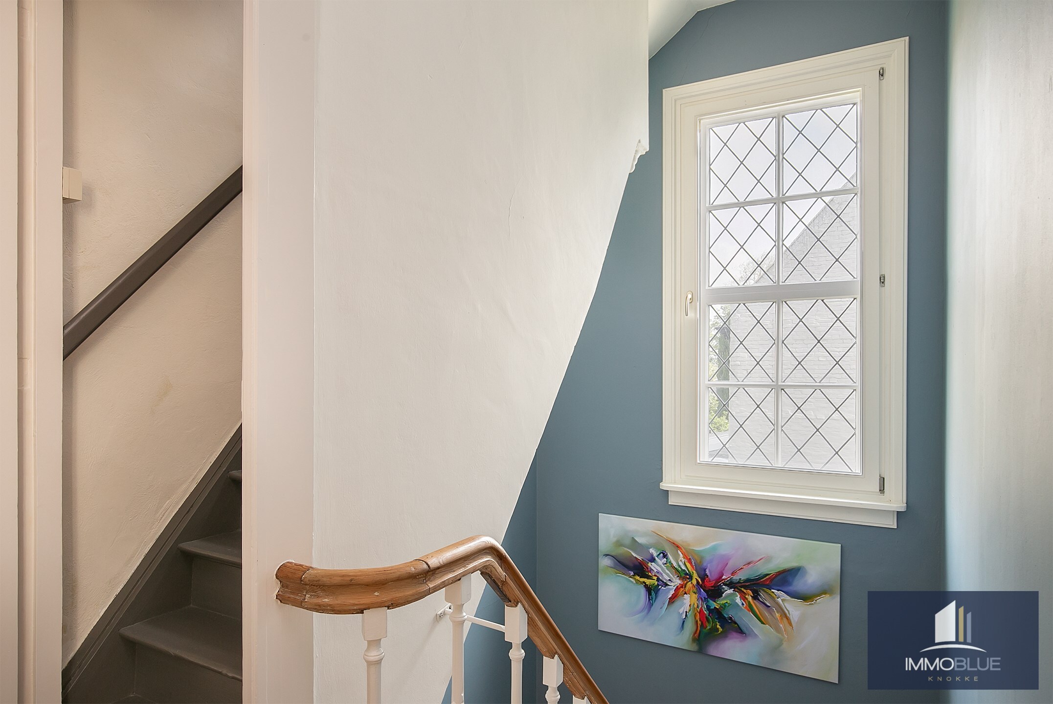 Maison de ma&#238;tre exclusive et &#233;l&#233;gante avec de grands espaces de vie. 