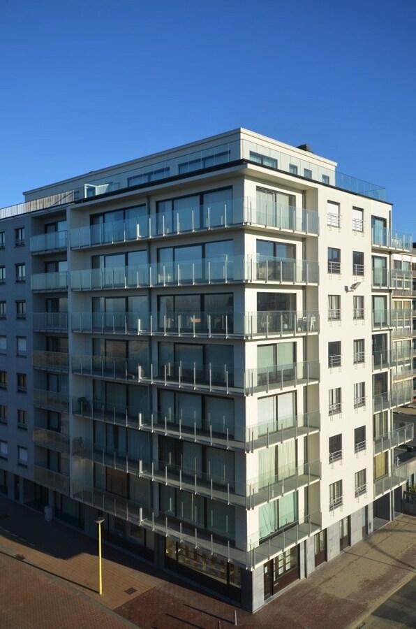 Zonnig hoek appartement in Res. Den Oever te Oostduinkerke 