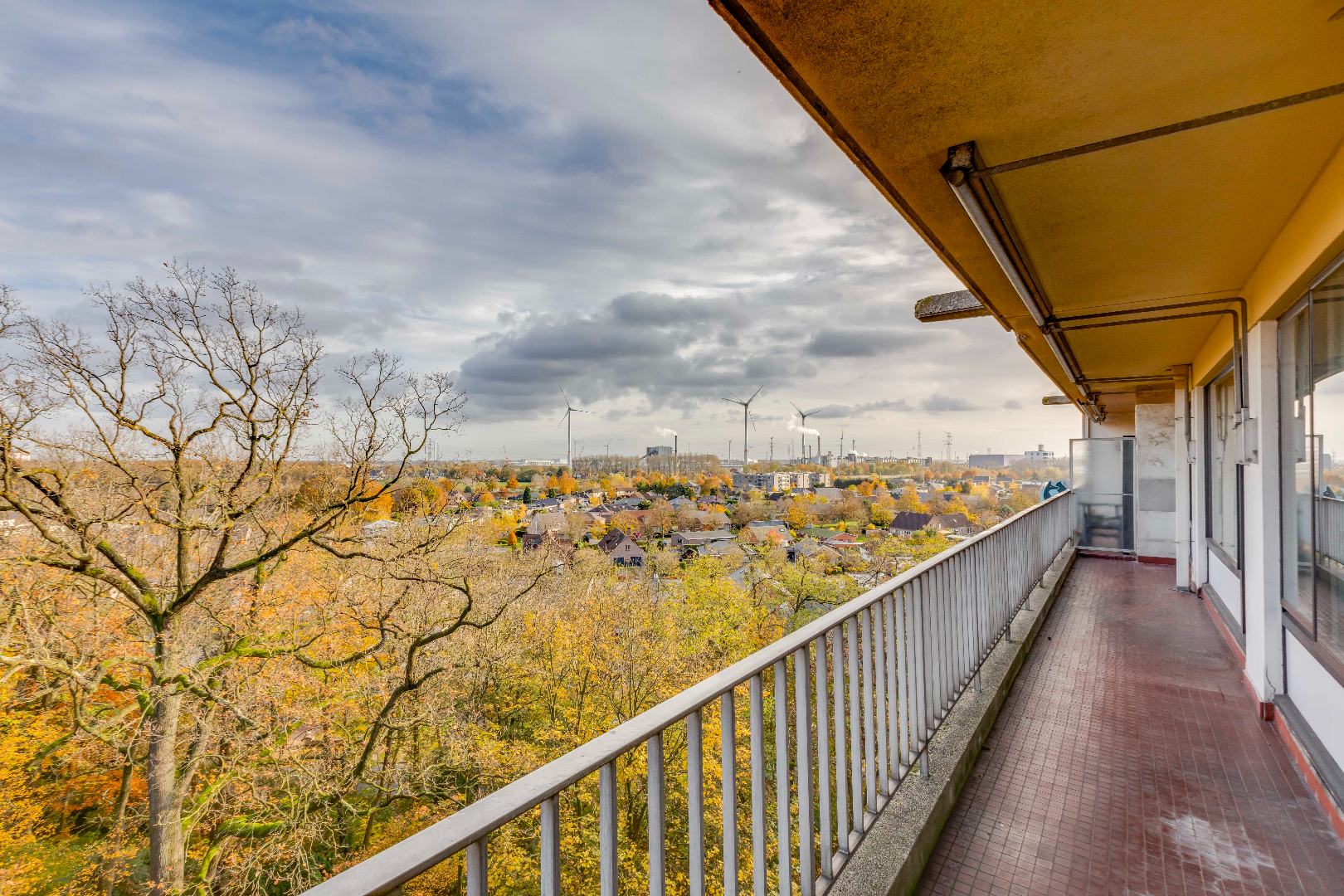 Dakappartement met verzicht, 2 slaapkamers en terras. 