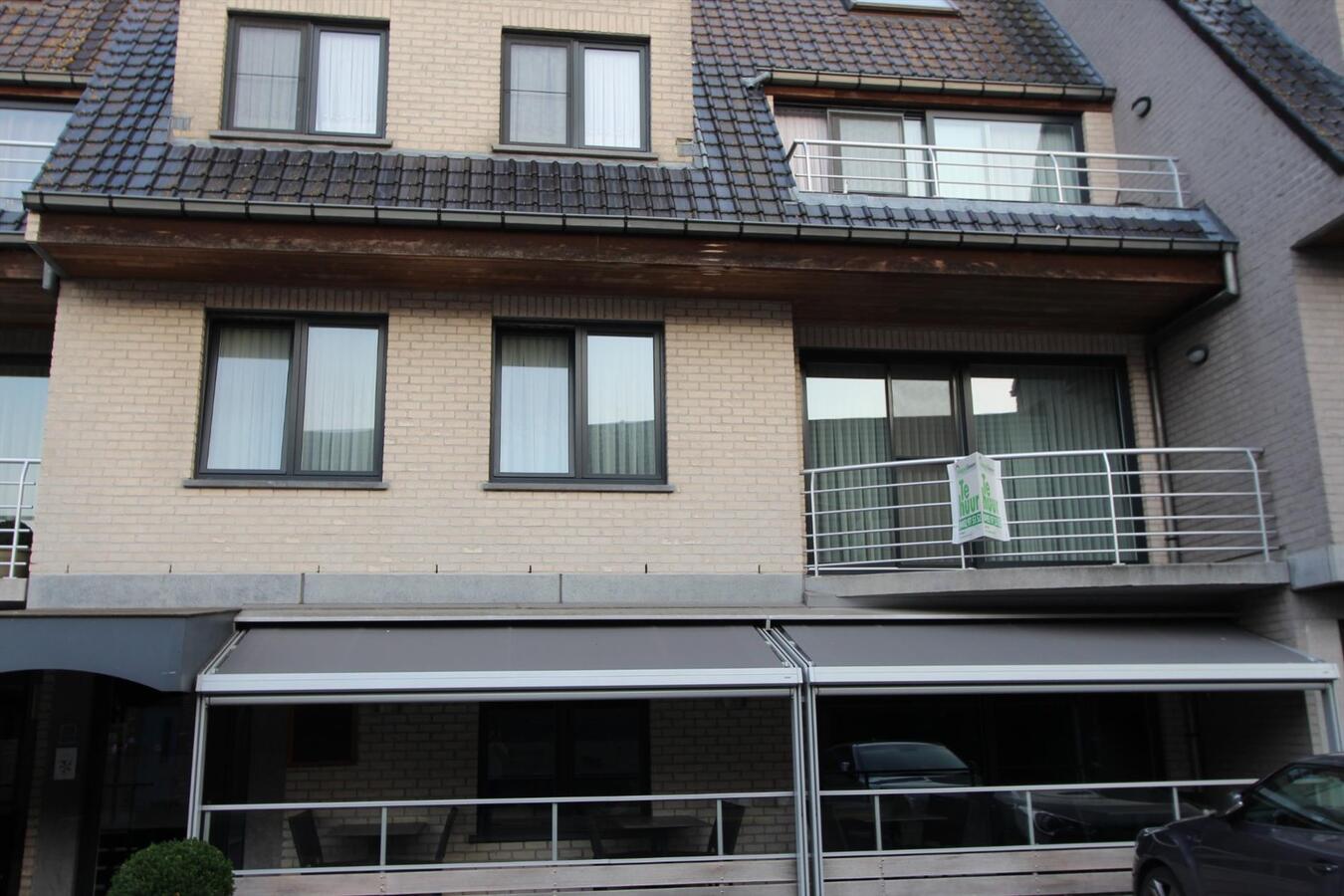 Appartement met 2 slaapkamers en garage in centrum Koekelare 