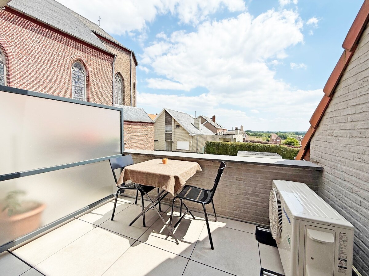 Recent (2021) en energiezuinig tweekamerappartement te Lierde 