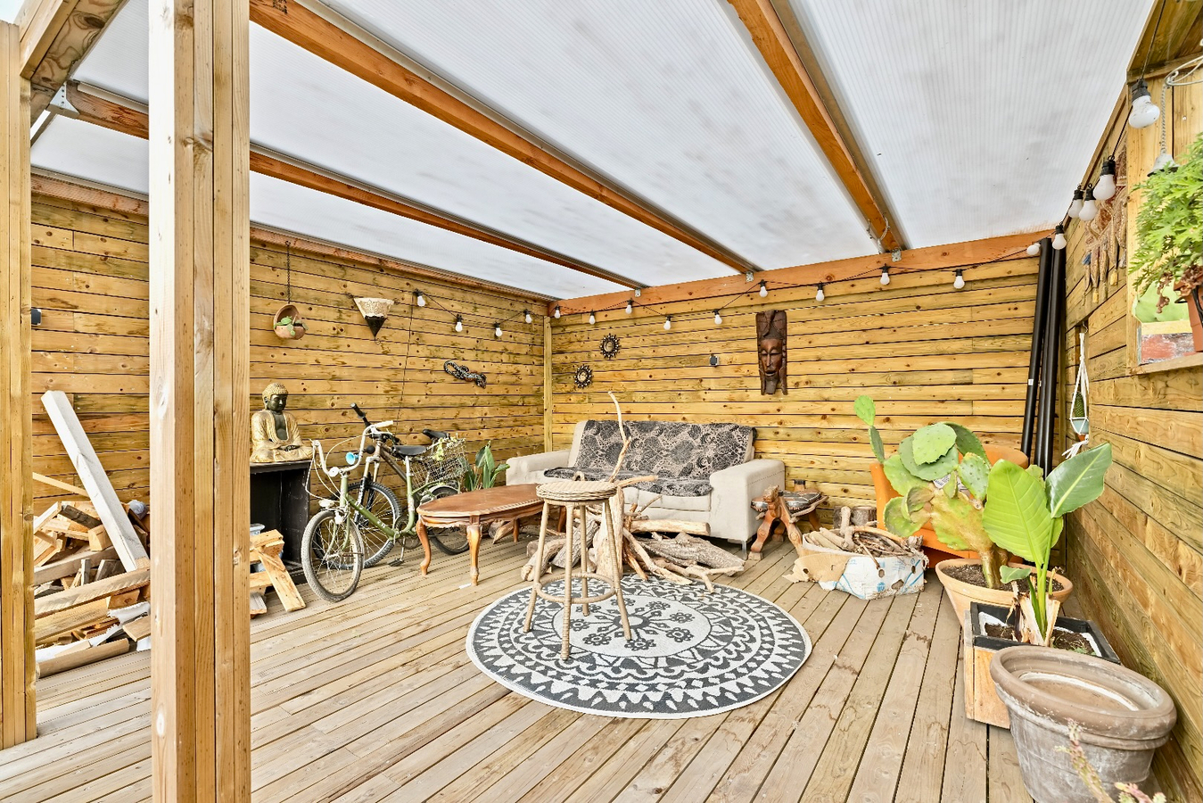 Energiezuinige woning met 22 zonnepanelen, 3slpk en tuin in Sint-Kruis-Winkel 