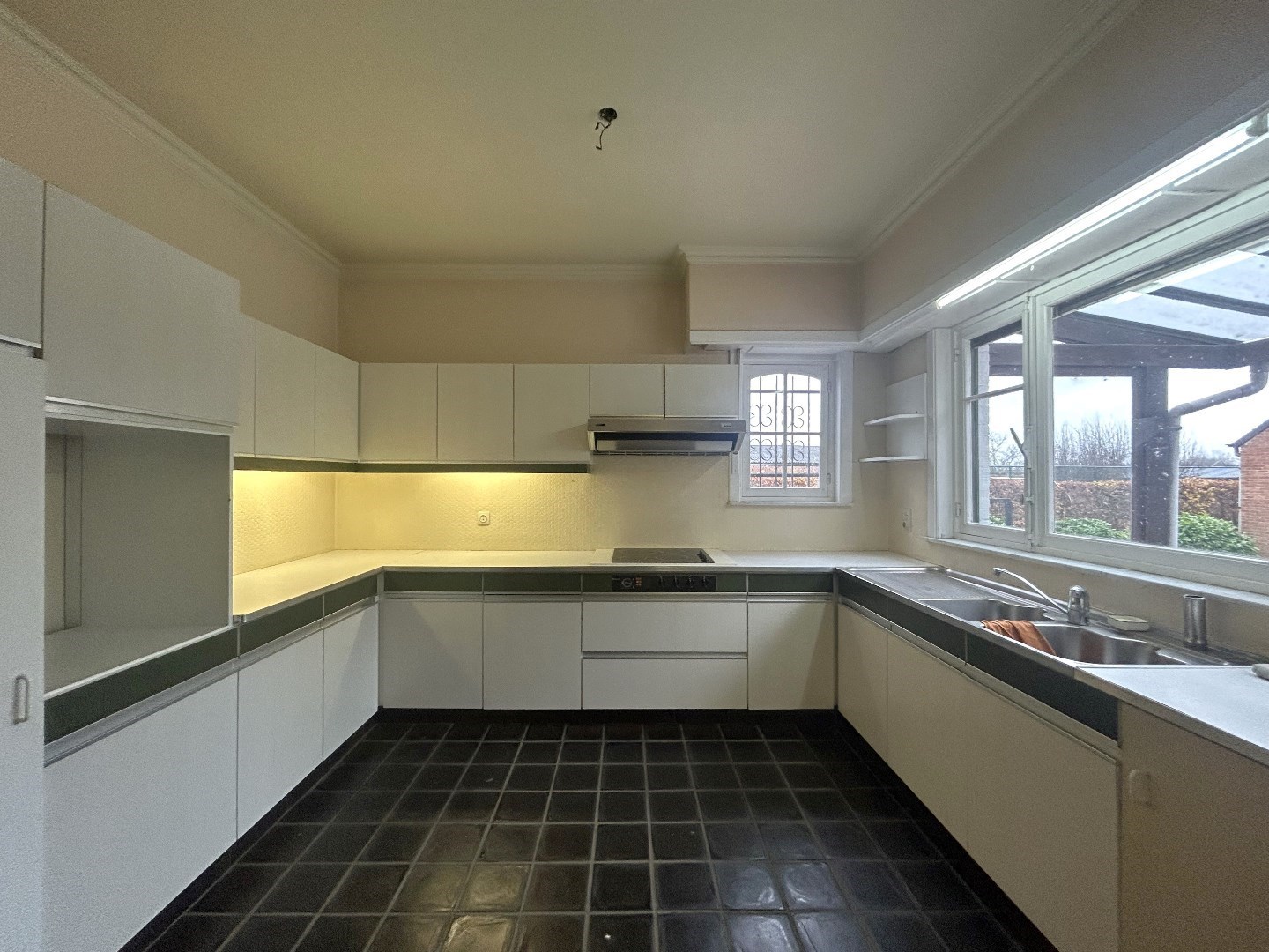 Ruime woning met 4-5 slpk. in het centrum van Geel 