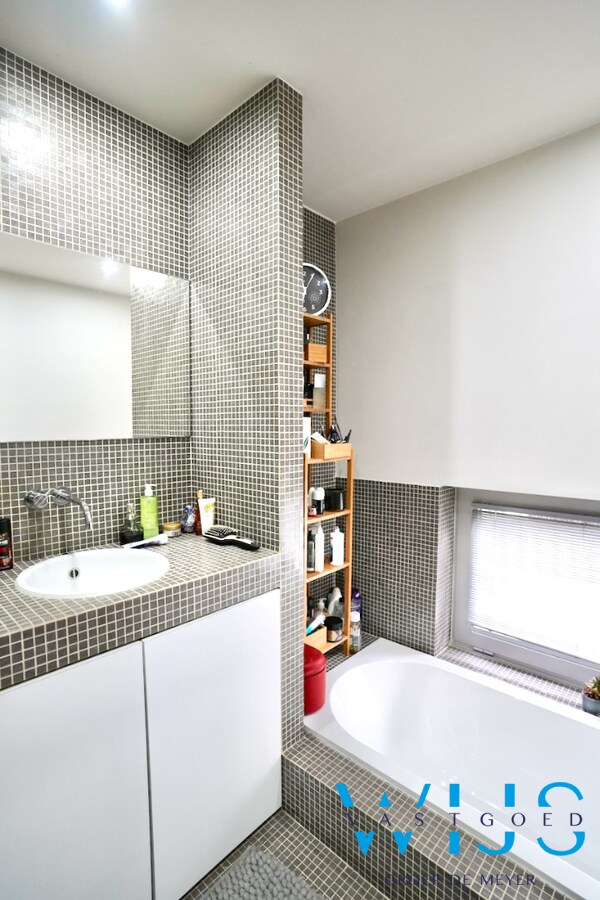 Unieke architectenwoning met leuke tuin te centrum ERTVELDE! 