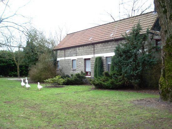 Idyllische eigendom op ca. 2ha in het Stroperbos 