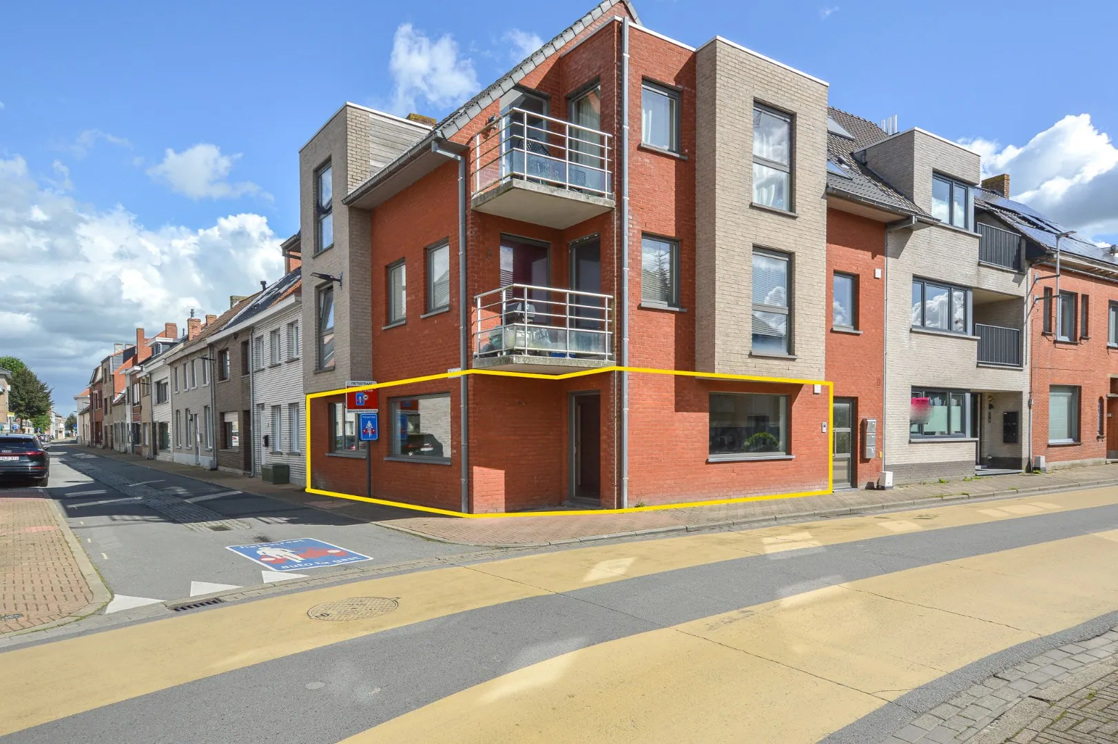 Gelijkvloers appartement met 1 slaapkamer in het hartje van Oudenburg