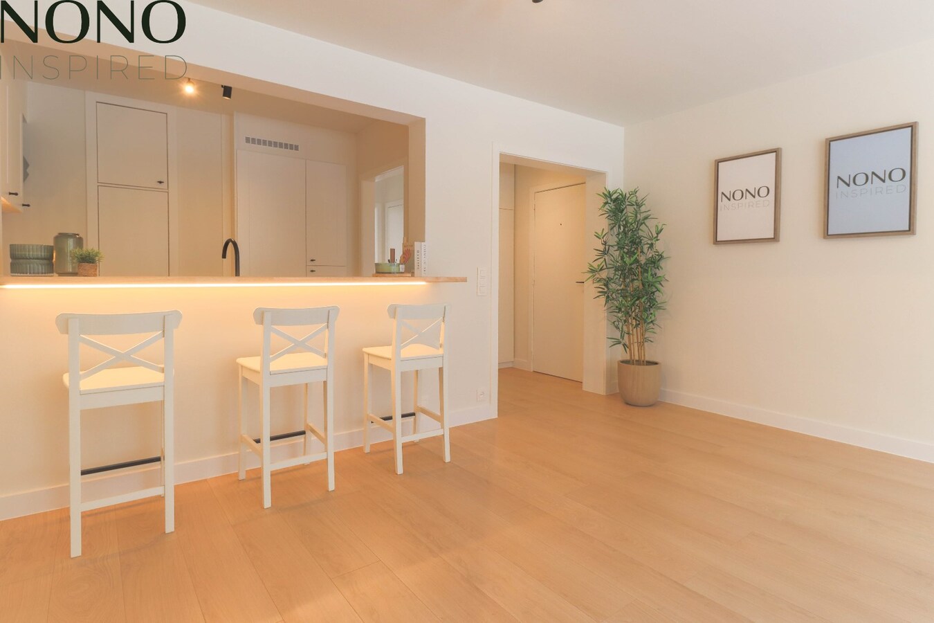 TOPLIGGING : Instapklaar 2 slaapkamer appartement met garage, terras en berging ! 