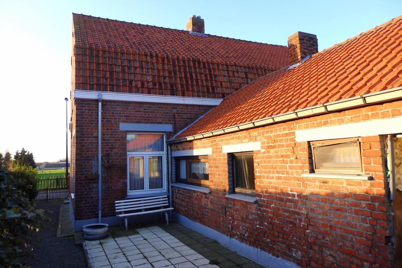 Te renoveren woning in Knesselare! 