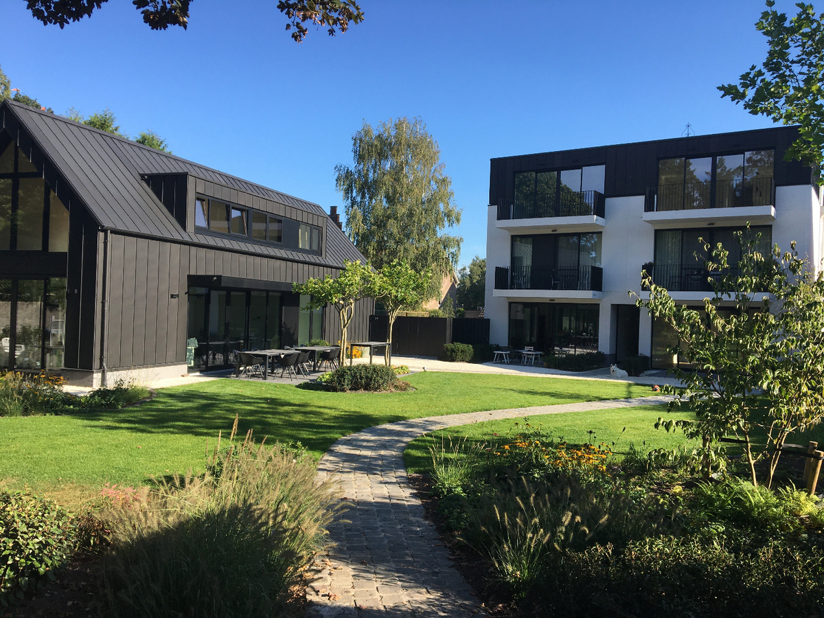 Luxe appartement in hartje Zomergem 