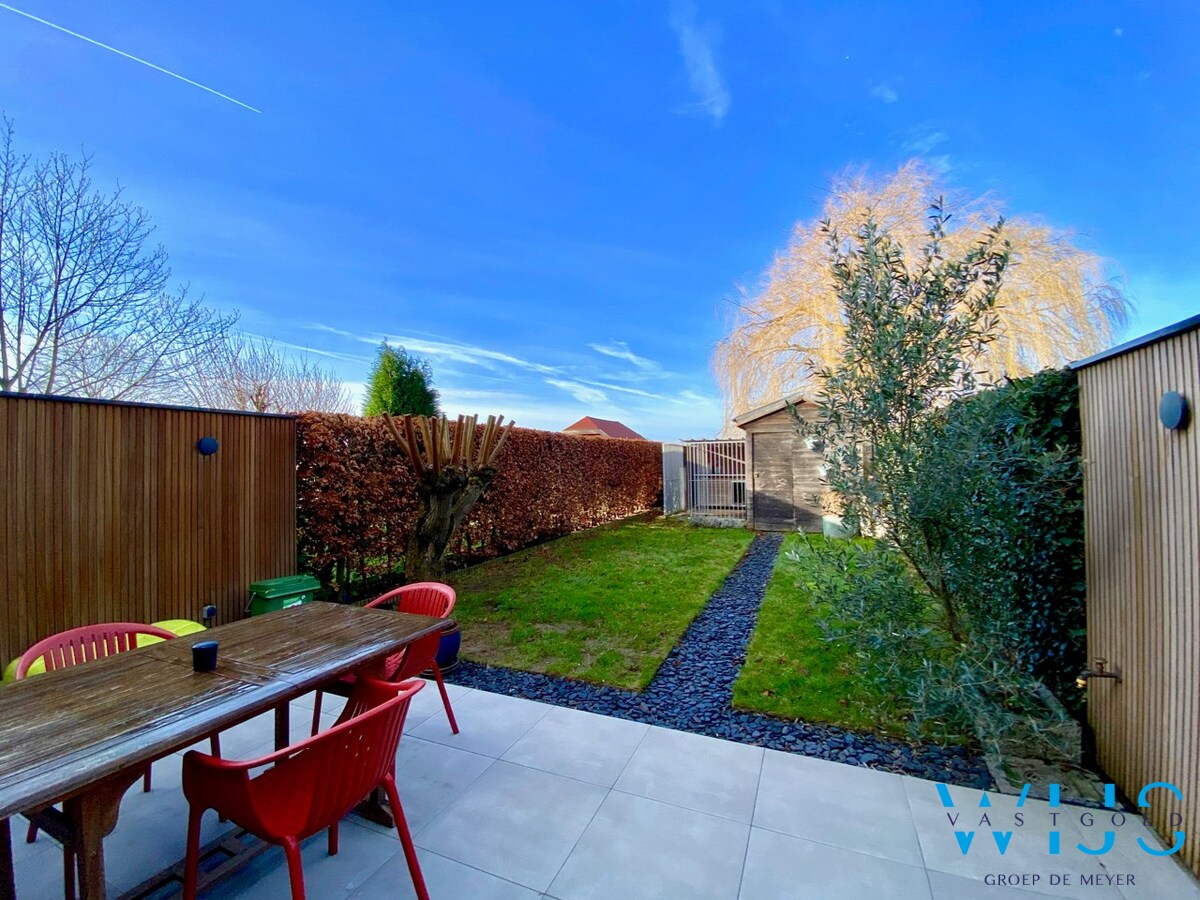 Bel-&#233;tage met 3 slaapkamers en tuin te ERTVELDE ! 