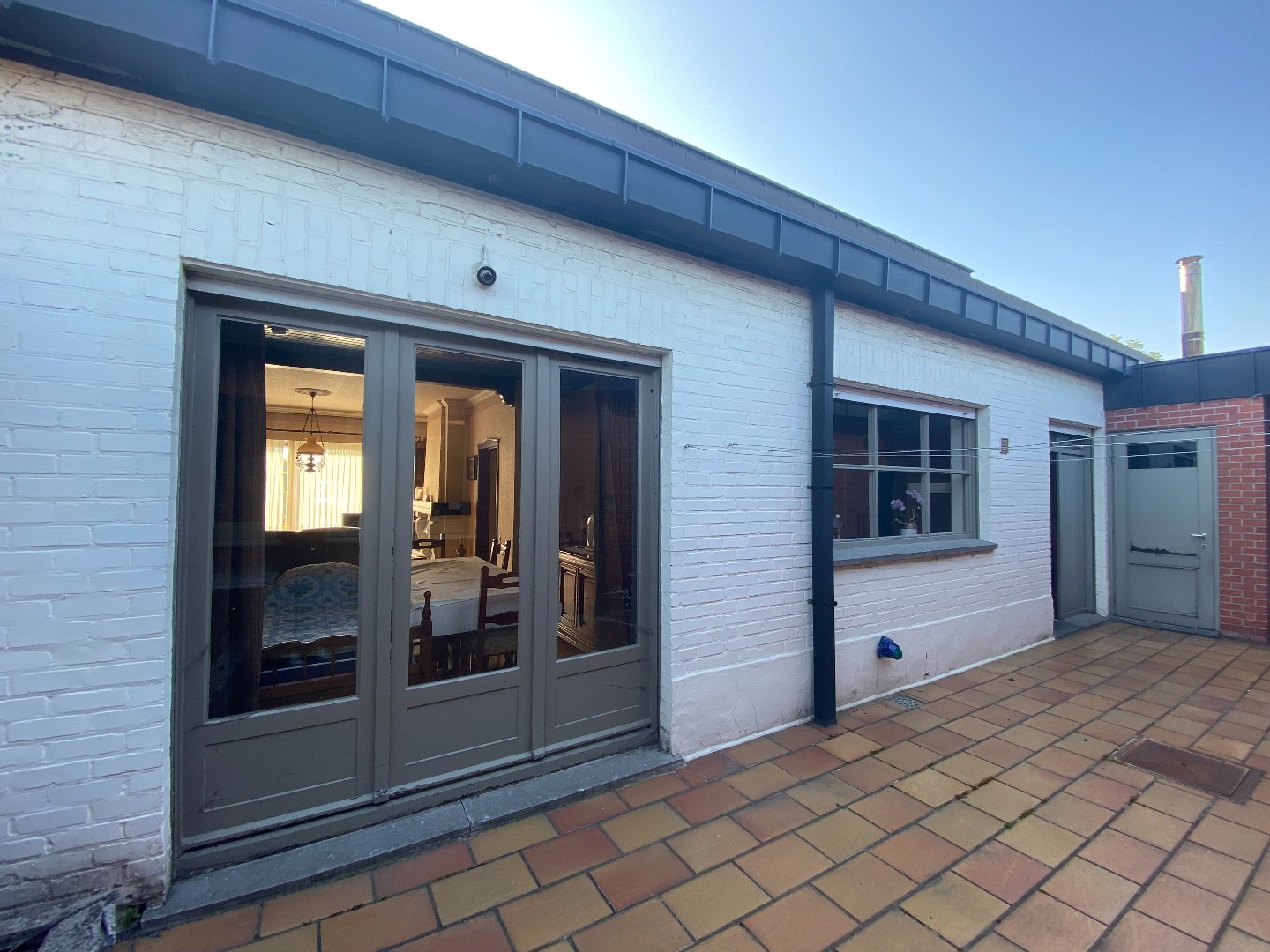Multifunctionele te renoveren hoekwoning met magazijn en garage op 509 m&#178;! 