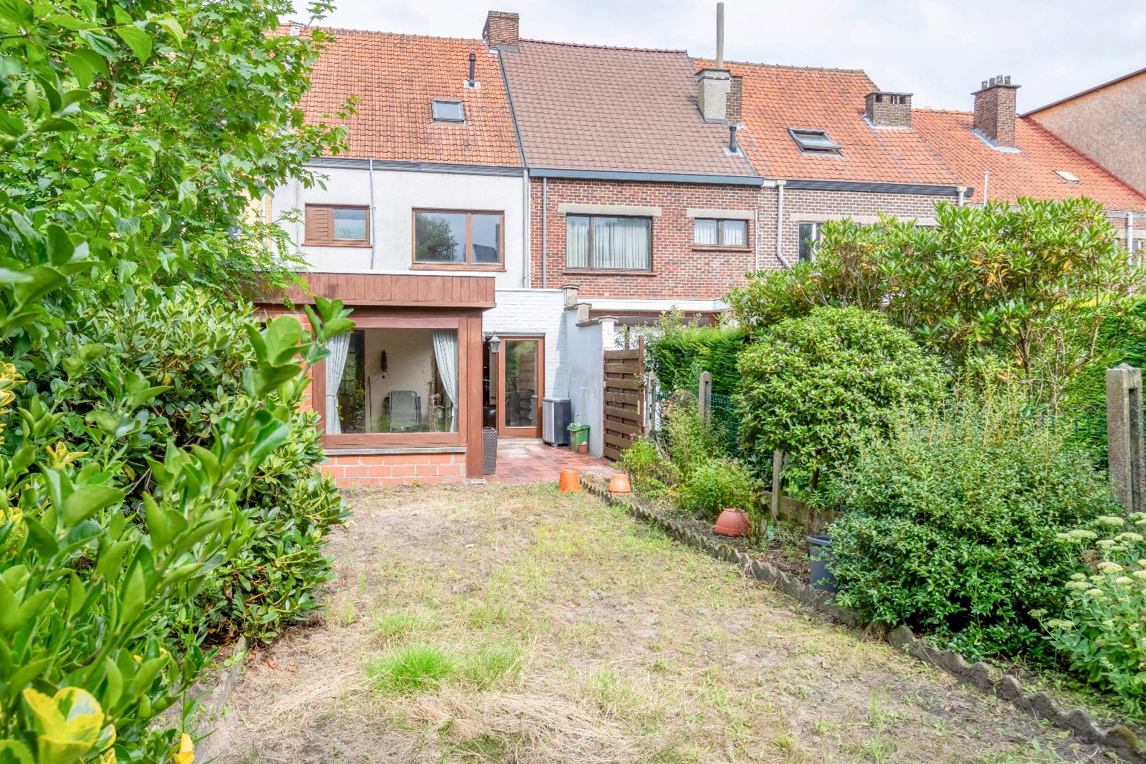 Zeer ruime woning met  toffe stadstuin nabij het UZ Gent 