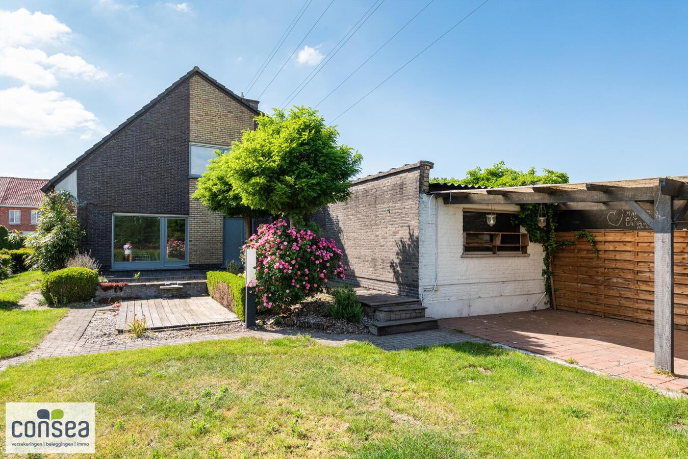 Rustig gelegen woning met 4 slaapkamers en 2 badkamers 