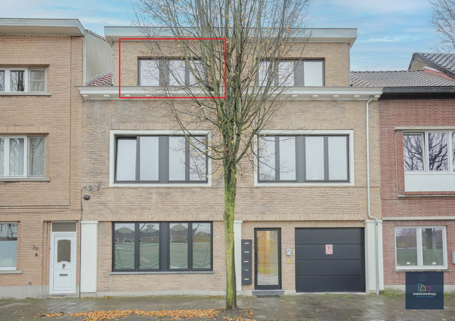 Instapklaar 2 slp. appartement met terras en grote gemeenschappelijke tuin. 